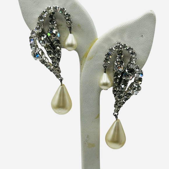 Marvella Jewelry - Vintage Marvella Ear Climber Rhinestone Pearl Drop Earrings